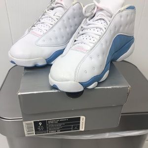 women’s air Jordan 13 retro low size 9